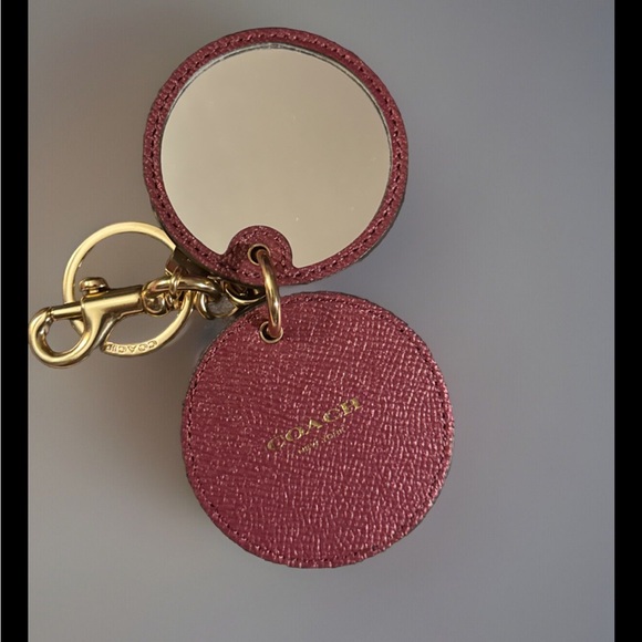 Coach Dome Cosmetic Case with key chain/mirror - Picture 4 of 6